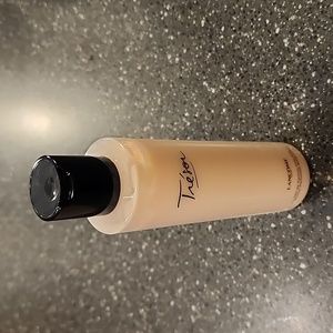 New, Lancome Tresor 6.7 oz. Body Lotion